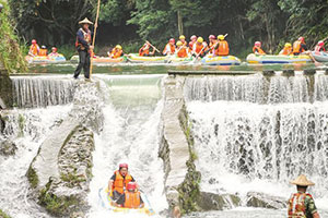 平和南胜 神摇漂流